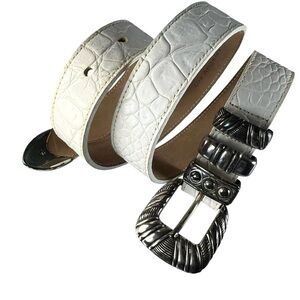 Vintage 80s Streets Ahead White Leather Women’s Belt with Silver Buckle Vintage 80s White Leather Belt With Large Rounded Silver  main image 3
